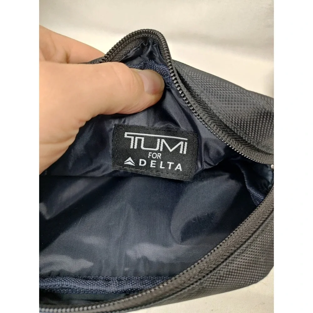Tumi preowned good
